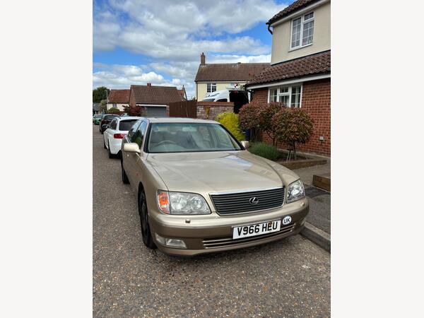 Lexus LS 4.0 400 4dr