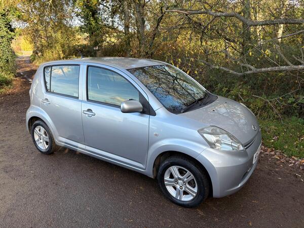 Daihatsu Sirion 1.0 Centenary 5dr