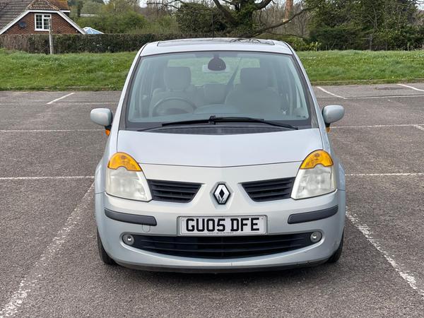 Renault Modus 1.4 16v Privilege 5dr