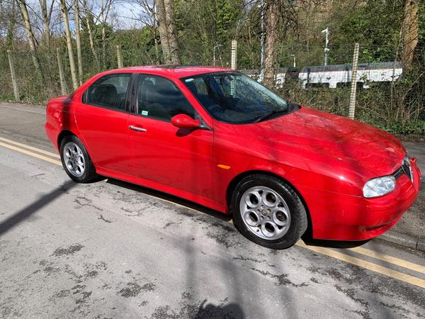 Alfa Romeo 156 2.5 V6 24V Veloce 4dr (Recaro)