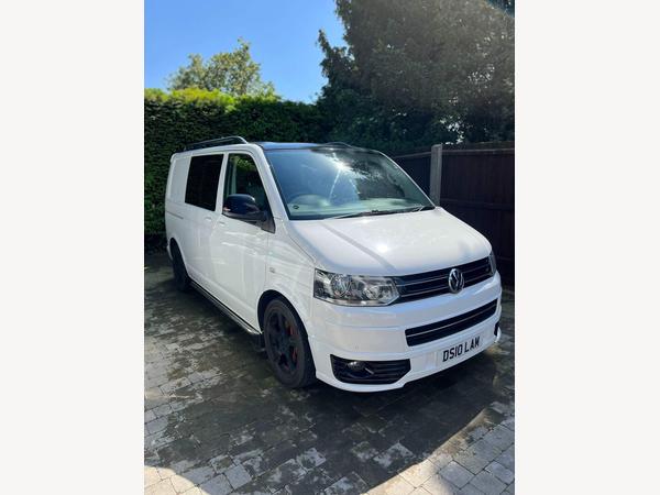 Volkswagen Transporter Sportline 2.0 BiTDI Sportline T32 Kombi 4dr Diesel DSG L1 H1 (214 g/km, 178 bhp)