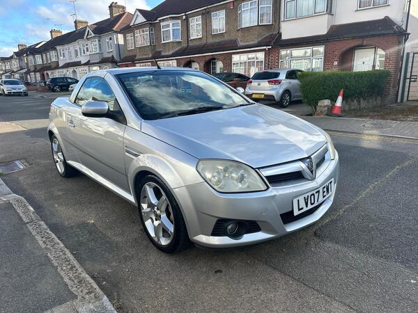 Vauxhall Tigra 1.4i 16v Exclusiv 2dr (a/c)