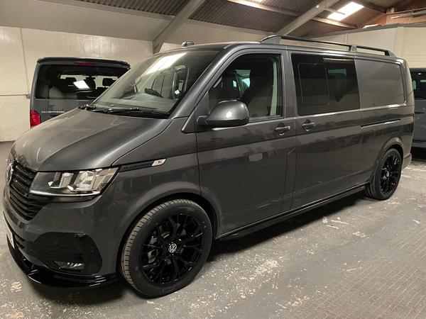 Volkswagen Transporter 2.0 TDI T32 Highline Crew Van DSG FWD LWB High Roof Euro 6 (s/s) 5dr
