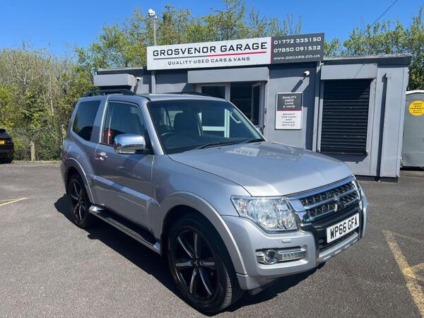 Mitsubishi Shogun 3.2 DI-DC Barbarian Auto 4WD Euro 6 3dr SWB