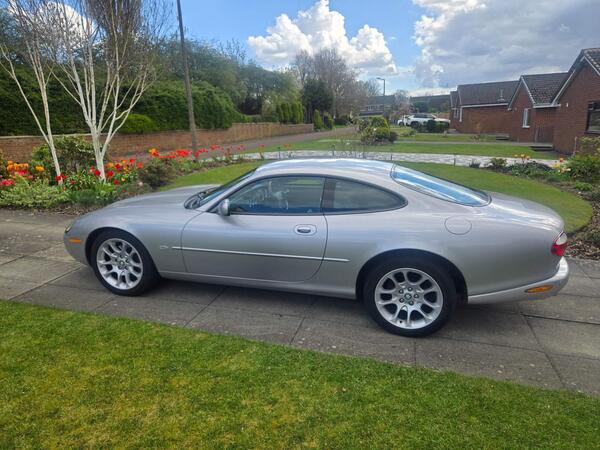Jaguar XK8 4.2 Premium 2dr