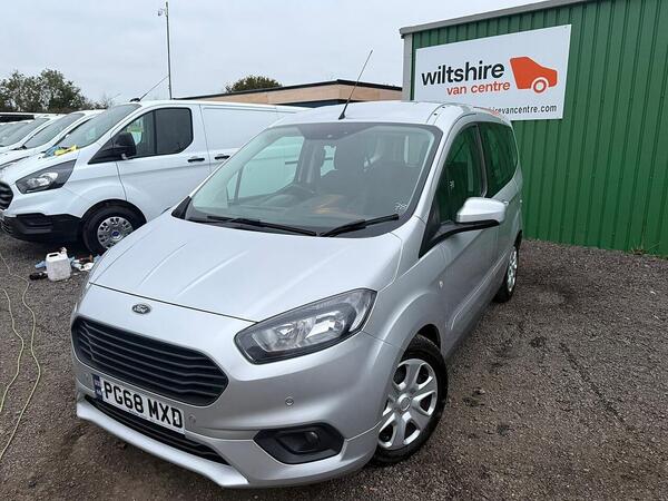 Ford Tourneo Courier 1.5 TDCi Zetec Euro 6 5dr