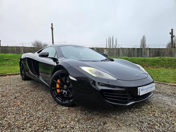 McLaren 12C 3.8T V8 SSG Euro 5 2dr