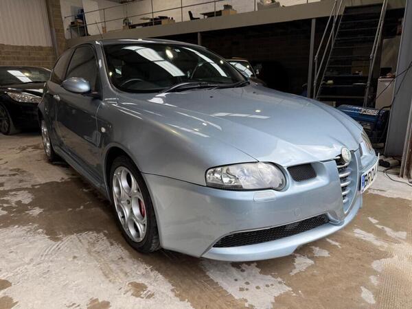 Alfa Romeo 147 3.2 GTA Hatchback 3dr Petrol Manual (287 g/km, 250 bhp) STUNNING EXAMPLE-BE QUICK!