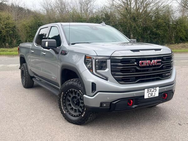 GMC Sierra AT4 6.2L V8 4dr