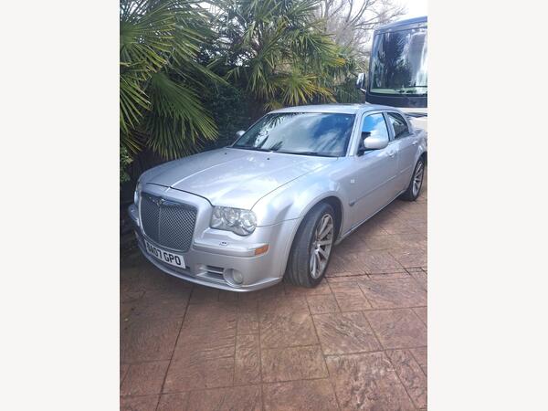 Chrysler 300C 6.1 Hemi V8 SRT-8 4dr