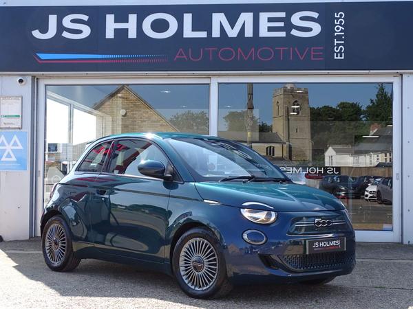 Fiat 500e 42kWh Icon Auto 3dr