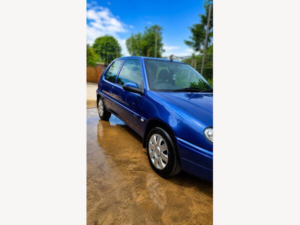 Citroen Saxo 1.1i Desire 3dr