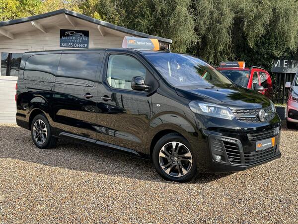Vauxhall Vivaro Life 2.0 Turbo D Elite L Auto LWB Euro 6 (s/s) 5dr (8 Seat)