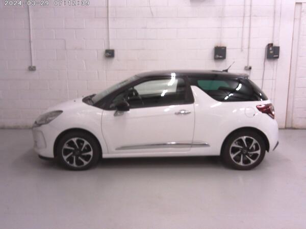 DS AUTOMOBILES DS 3 1.2 PureTech Elegance Euro 6 (s/s) 3dr