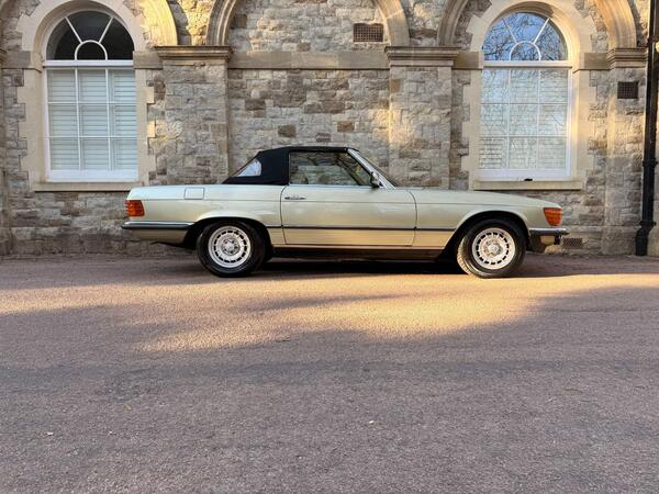 Mercedes-Benz 280 SL