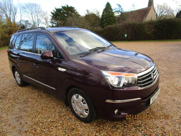 SsangYong Turismo 2.2D SE Euro 6 5dr