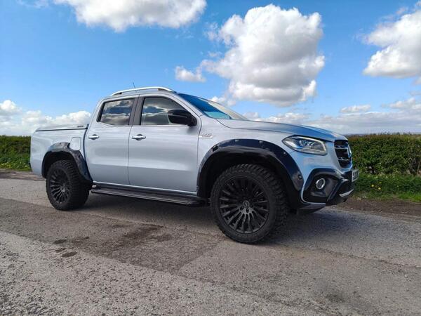 Mercedes-Benz X Class 3.0 CDI V6 Power Pickup Double Cab 4dr Diesel G-Tronic+ 4MATIC Euro 6 (258 ps)