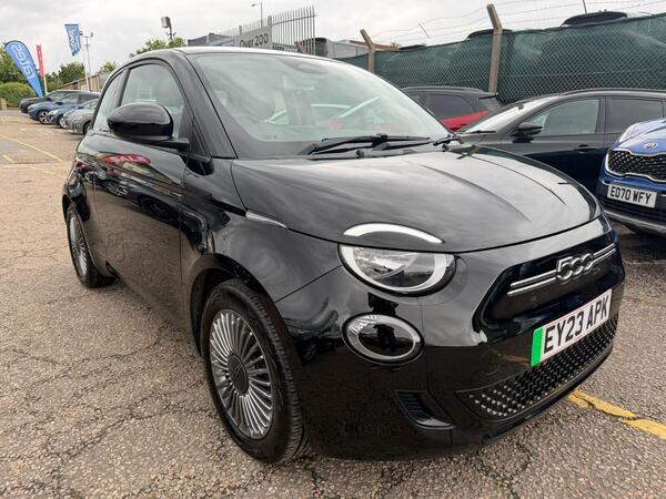 Fiat 500e 42kWh Icon Auto 3dr