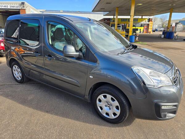 Peugeot Partner Teepee van 5dr