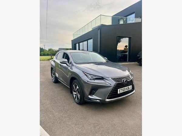 Lexus NX 2.5 300h Takumi E-CVT 4WD Euro 6 (s/s) 5dr