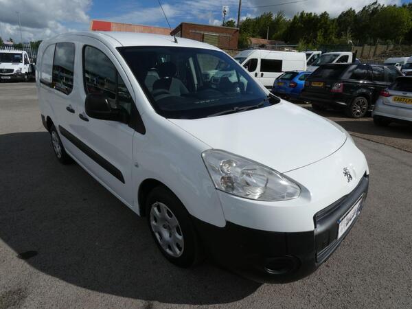 Peugeot Partner 1.6 HDi S Crew Van L2 H1 4dr