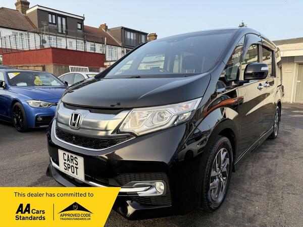 Honda Stepwagon MPV Spada Sensing 8 Seats 5dr