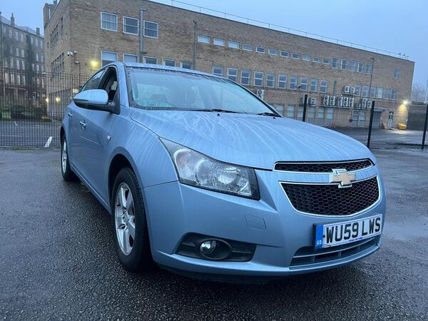 Chevrolet Cruze 1.6 LS Euro 5 4dr