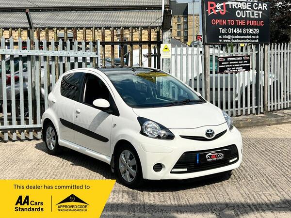 Toyota AYGO 1.0 VVT-i Move Euro 5 5dr