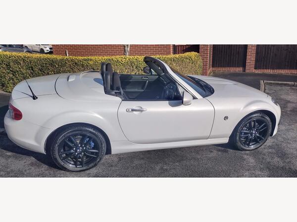 Mazda MX-5 1.8i SE Roadster Euro 5 2dr