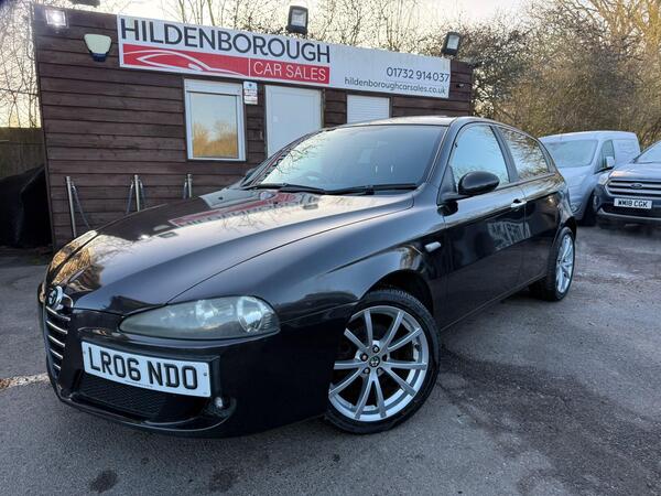 Alfa Romeo 147 1.6 T.Spark Lusso 5dr