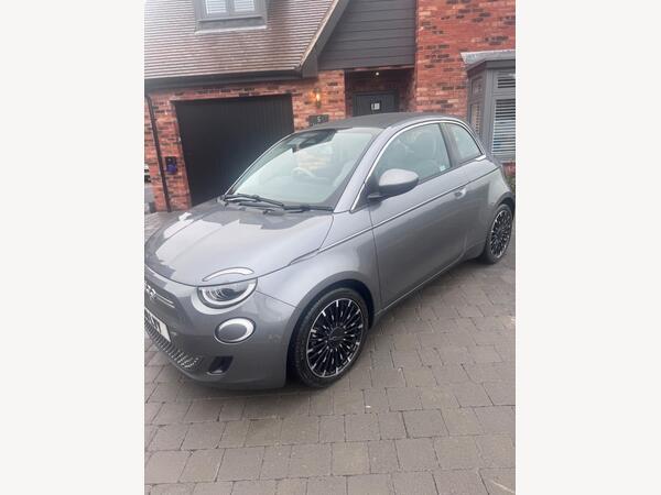 Fiat 500e C 42kWh La Prima Auto 2dr