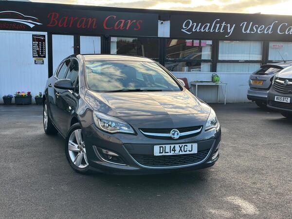 Vauxhall Astra 1.6 16v SRi Euro 5 5dr