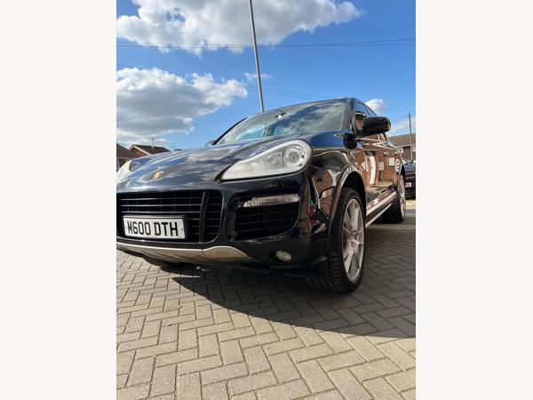 Porsche Cayenne 4.8 Turbo S Tiptronic S AWD 5dr