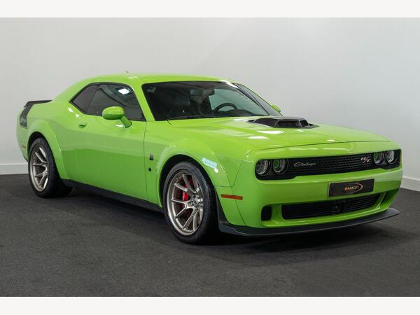 Dodge Challenger RT-Scat Pack Wide body Swinger Edition V8 6.4 392Cu Challenger V8 6.4 392Cu 8 speed 2dr