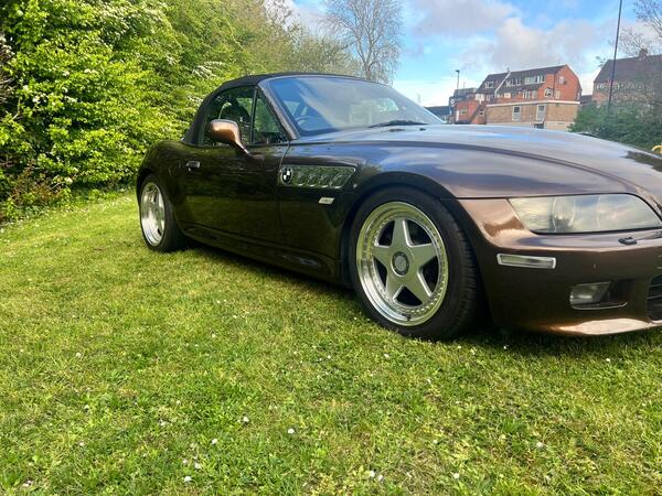 BMW Z3 3.0i Roadster 2dr