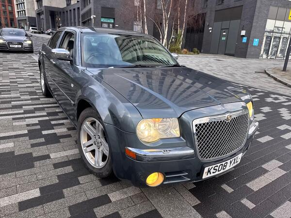 Chrysler 300C 3.0 CRD V6 4dr