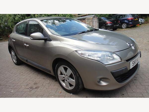 Renault Megane 1.5 dCi Dynamique TomTom Euro 5 5dr