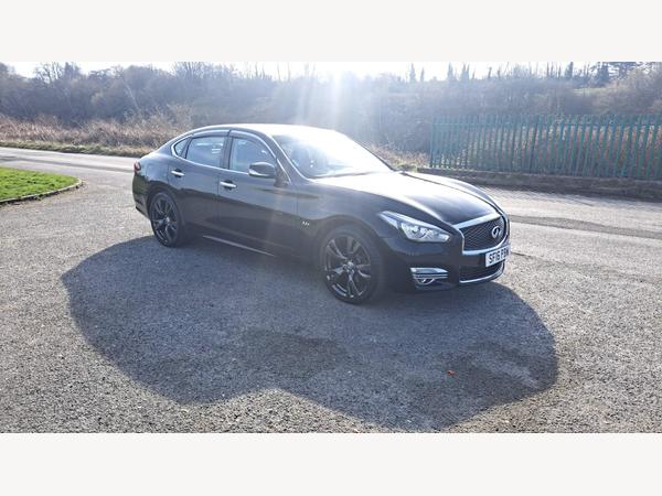 Infiniti Q70 2.2d Premium Auto Euro 5 (s/s) 4dr