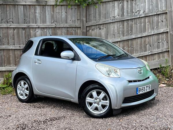 Toyota iQ 1.0 VVT-i Euro 4 3dr