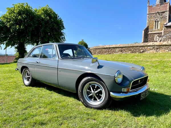 MG MGB GT 2dr