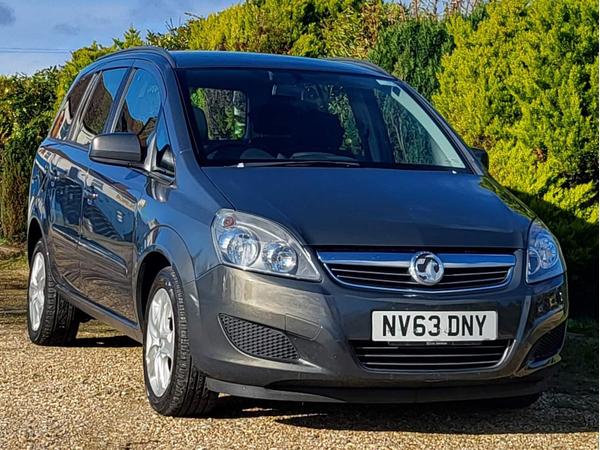 Vauxhall Zafira 1.8 16V Exclusiv Euro 5 5dr