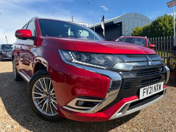 Mitsubishi Outlander 2.4h TwinMotor 13.8kWh Exceed CVT 4WD Euro 6 (s/s) 5dr