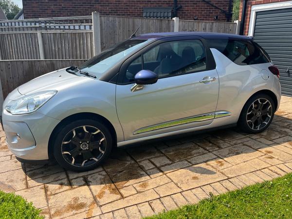 Citroen DS3 Cabrio 1.6 VTi DStyle Plus Euro 5 2dr