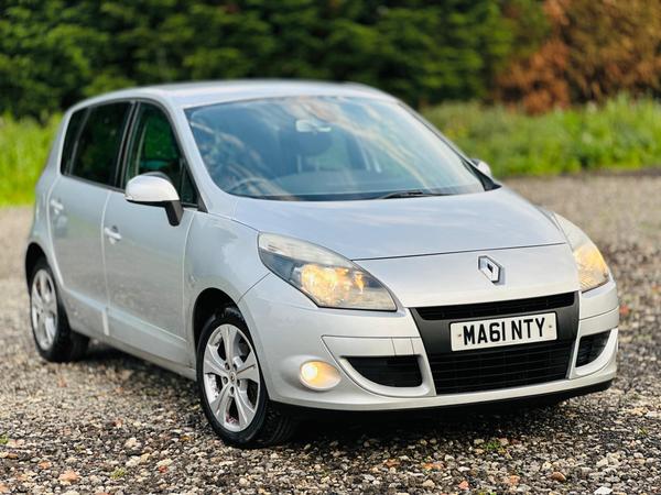Renault Scenic 1.6 VVT Dynamique TomTom Euro 5 5dr