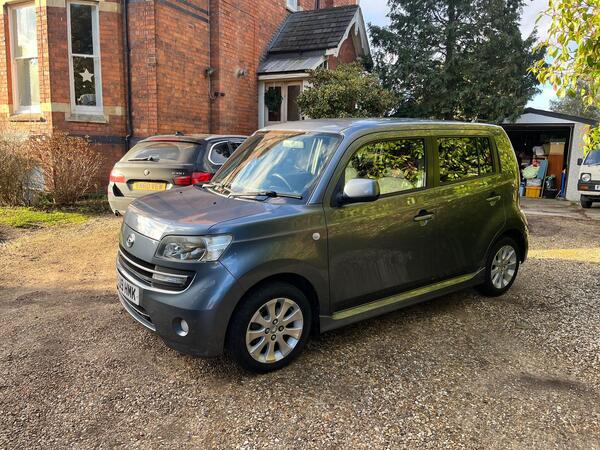Daihatsu Materia 1.5 5dr