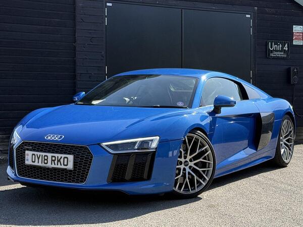 Audi R8 5.2 FSI V10 S Tronic quattro Euro 6 (s/s) 2dr