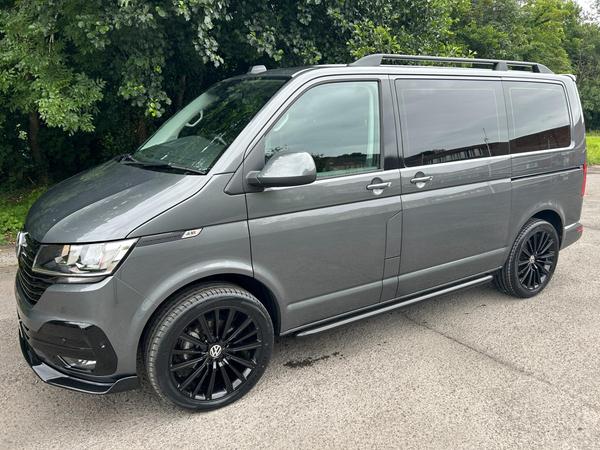 Volkswagen Transporter Shuttle T6.1 150 7 SPEED DSG AUTO 8 SEAT SHUTTLE SE SWB IN INDIUM GREY - EURO SIX