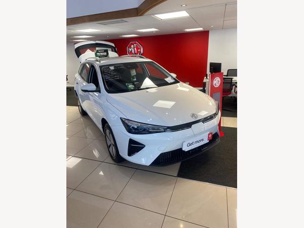 MG MG5 61.1kWh SE Auto 5dr
