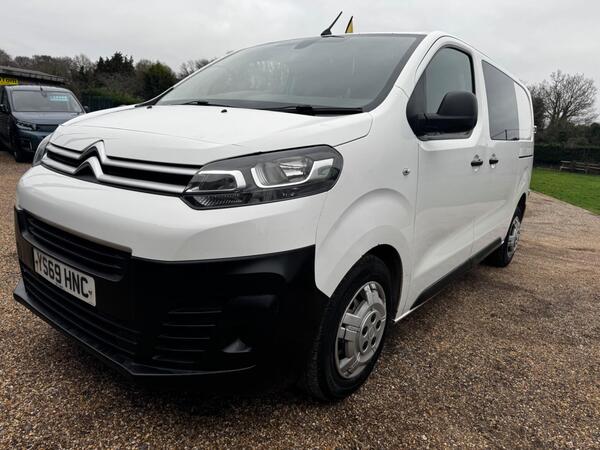 Citroen Dispatch 2.0 BlueHDi 1400 Enterprise M Crew Van Double Cab 6dr Diesel Manual MWB Euro 6 (s/s) (120 ps)