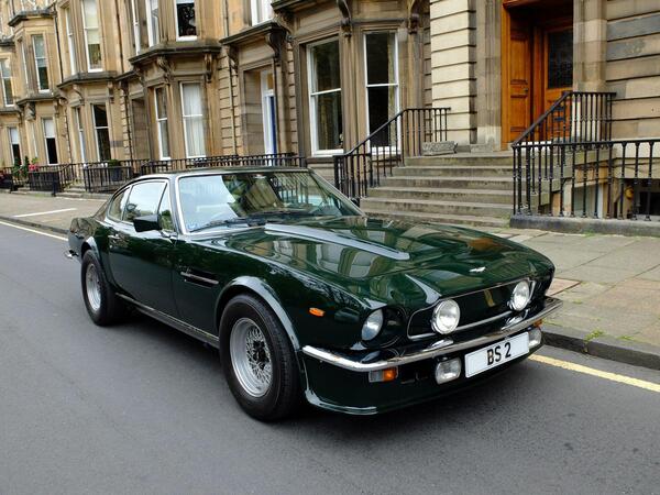 Aston Martin V8 5.3 Vantage 2dr